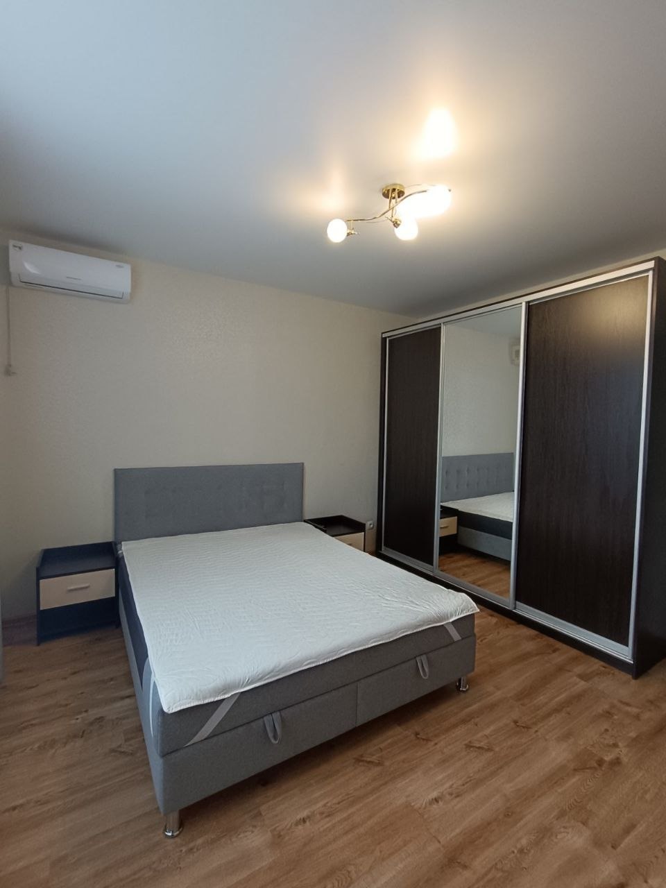 all bedroom futniture was completed (bed and closet)